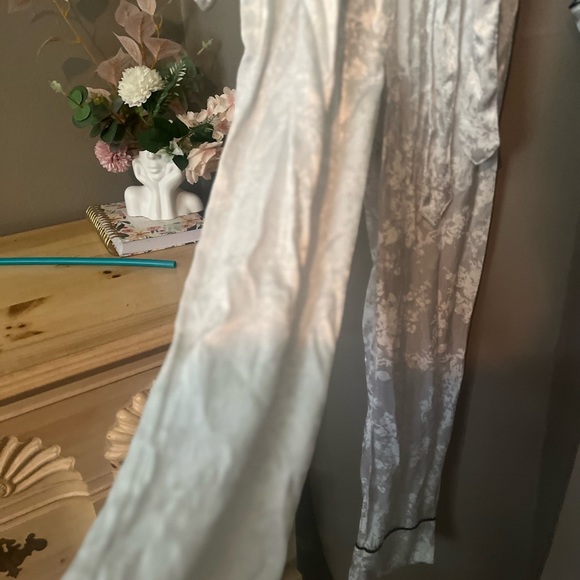 Free People Intimately one piece pajama S Satin style jumper - Picture 8 of 8